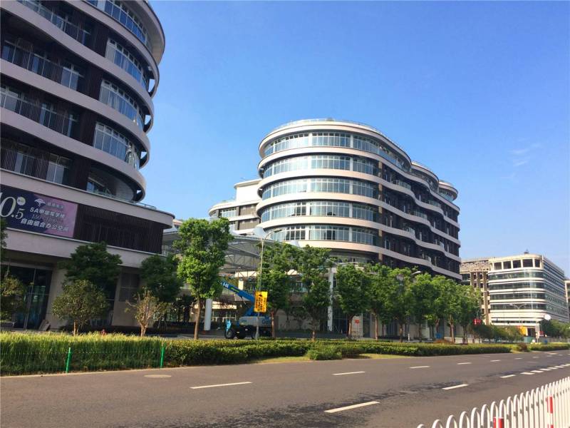 虹桥丽宝广场