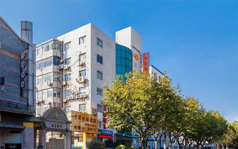 四方通讯大厦
