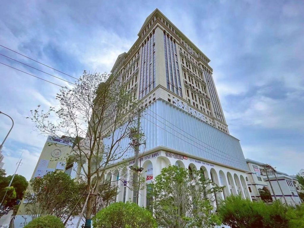 古北原竹琥珀